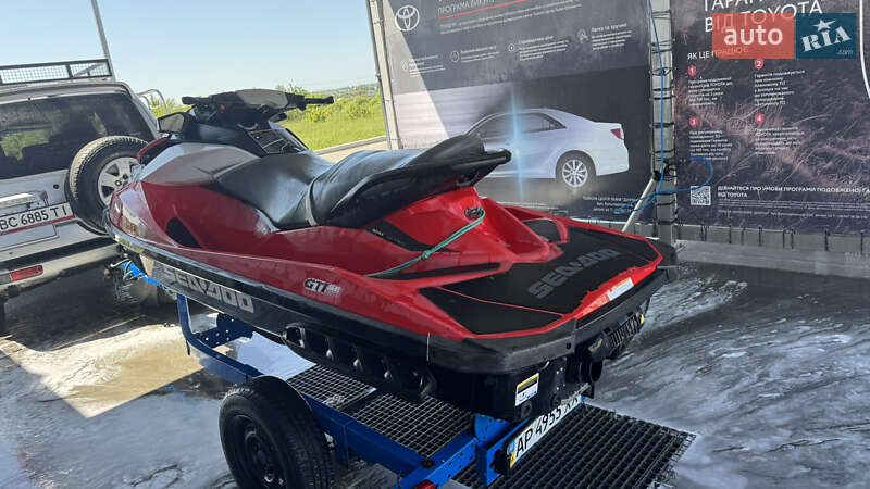 Гидроцикл туристический Bombardier GTX 2012 в Львове фото 2 Гидроцикл туристический Bombardier GTX 2012 в Львове