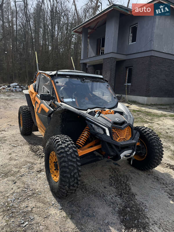 Квадроцикл  утилитарный BRP Can Am 2018 в 