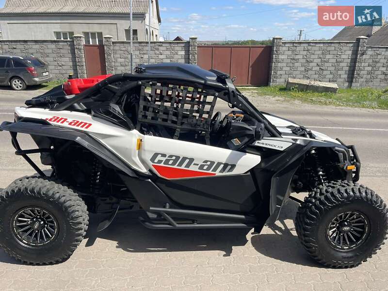 Мотовсюдиход BRP Can Am 2018 в Рівному