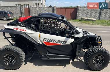 Мотовездеход BRP Can Am 2018 в 