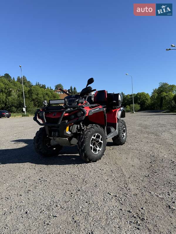 Всюдихід-амфібія BRP Can Am 2013 в Славському