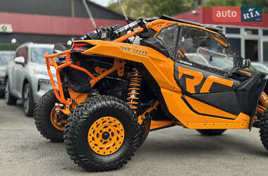 Мотовездеход BRP Can Am 2018 в 