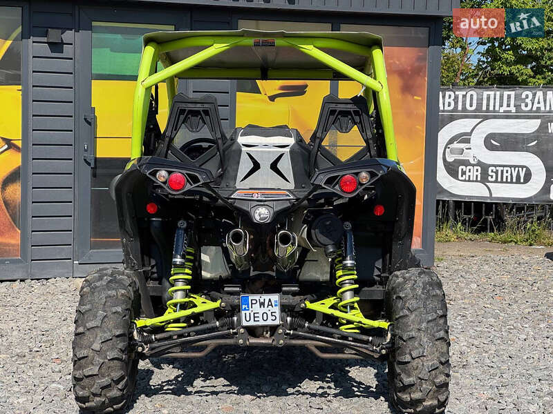 Мотовездеход BRP Can Am 2016 в Стрые