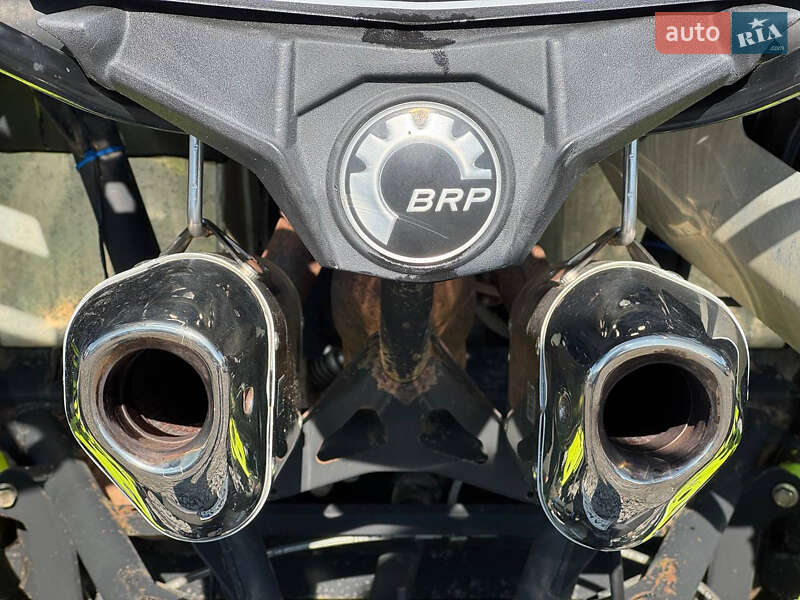 Мотовездеход BRP Can Am 2016 в Стрые