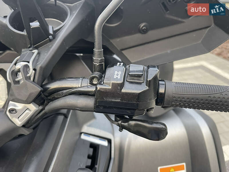 Квадроцикл  утилитарный BRP Can Am 2017 в Луцке