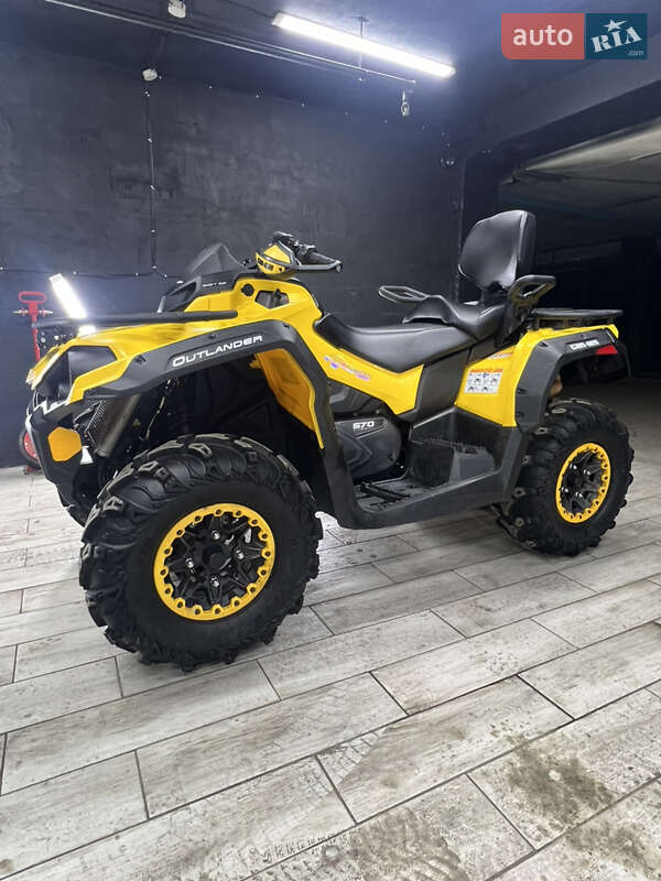 Квадроцикл спортивный BRP Can Am 2015 в Ровно