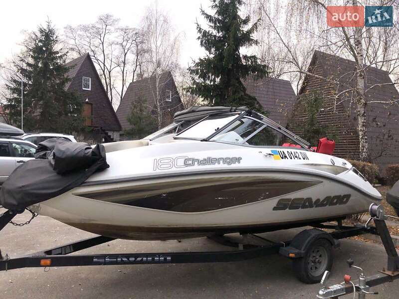 Катер BRP Challenger 2007 в Киеве