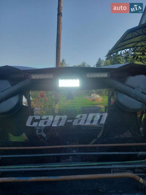 Мотовездеход BRP Commander 2011 в Ивано-Франковске