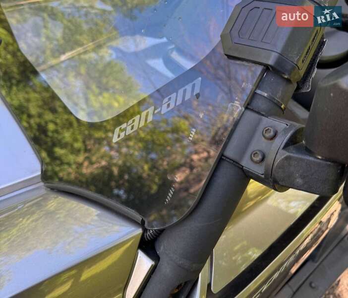 Квадроцикл  утилитарный BRP Commander 2012 в Харькове