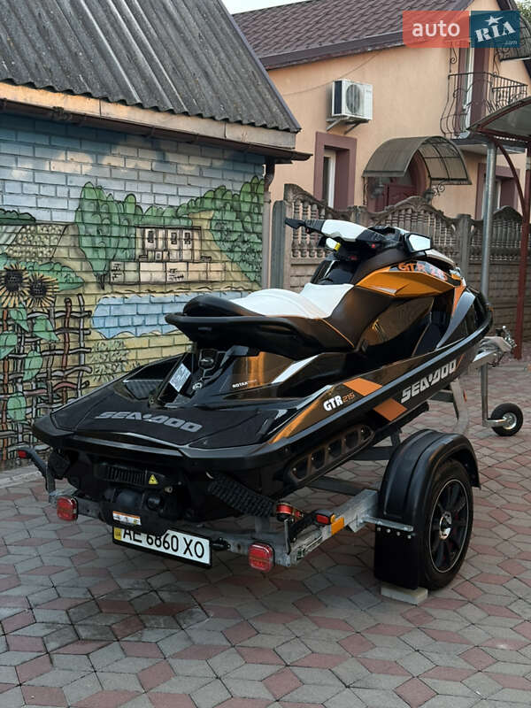 Гидроцикл туристический BRP GTR 2015 в Ровно фото 3 Гидроцикл туристический BRP GTR 2015 в Ровно