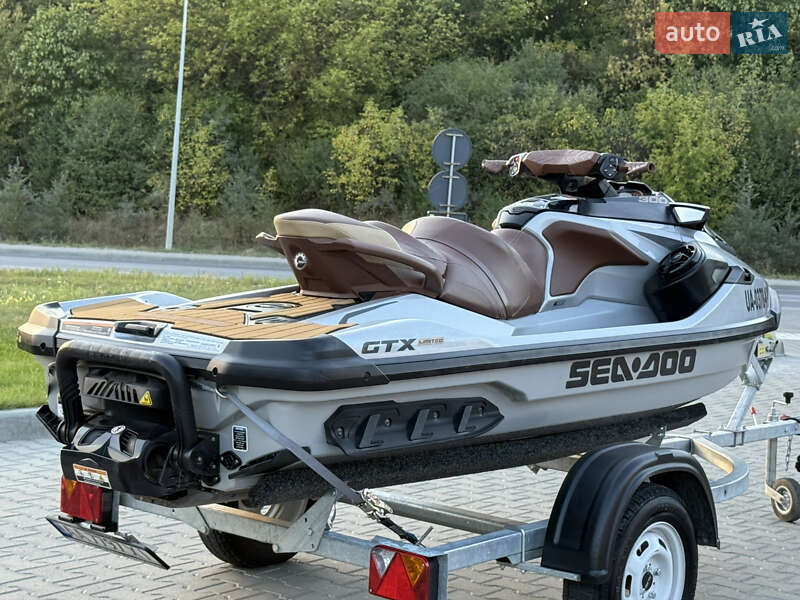 Гидроцикл туристический BRP GTX 2018 в Тернополе фото 7 Гидроцикл туристический BRP GTX 2018 в Тернополе