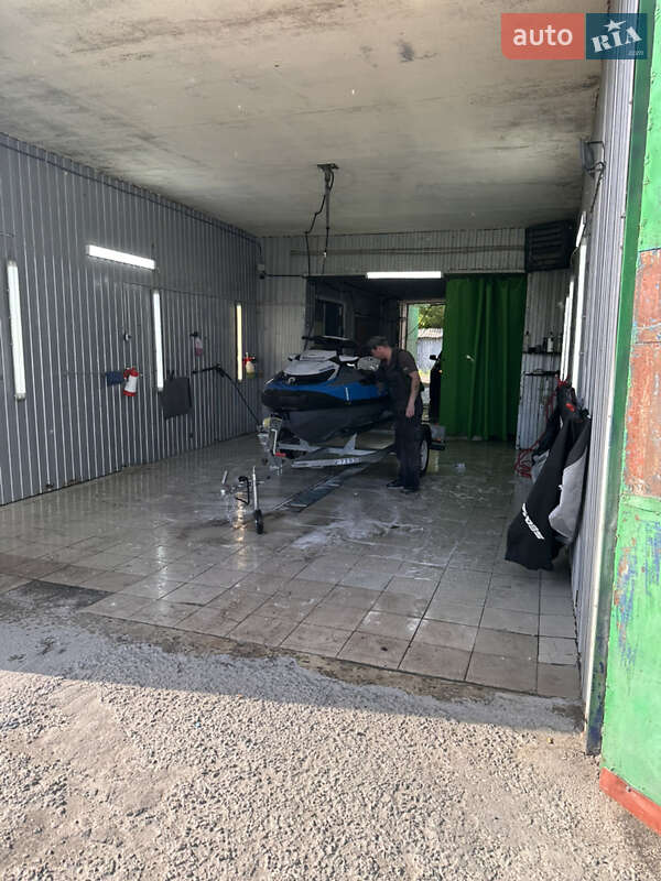 Гидроцикл спортивный BRP GTX 2020 в Киеве фото 9 Гидроцикл спортивный BRP GTX 2020 в Киеве