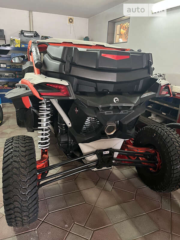 Квадроцикл спортивный BRP Maverick X3 2022 в Черновцах