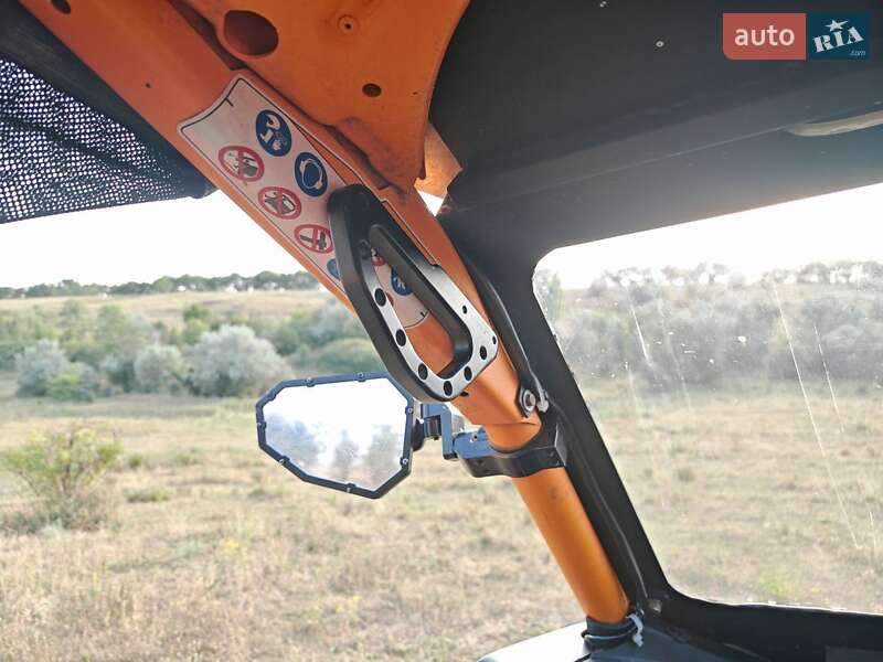 Квадроцикл  утилитарный BRP Maverick X3 2020 в Запорожье