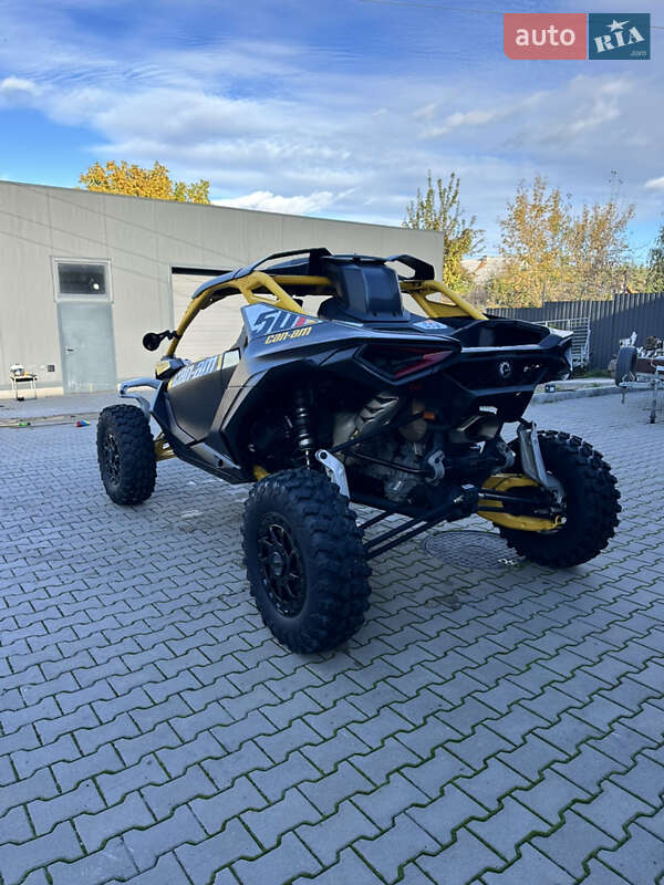 Мотовездеход BRP Maverick X3 2024 в Вышгороде