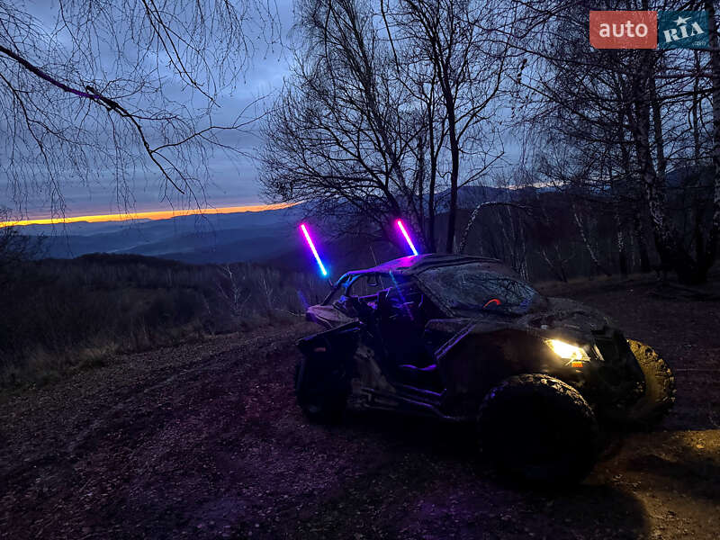 Мотовсюдиход BRP Maverick X3 2022 в Сваляві фото 8 Мотовсюдиход BRP Maverick X3 2022 в Сваляві