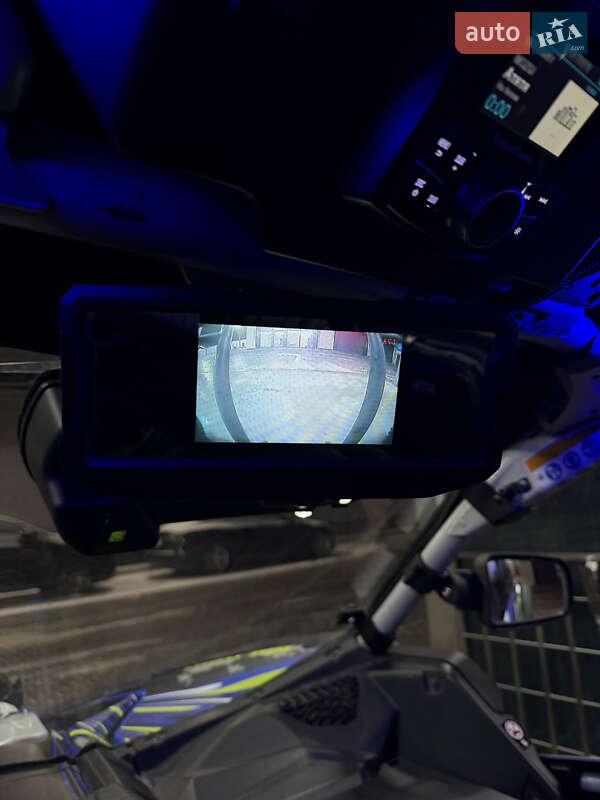 Квадроцикл  утилитарный BRP Maverick X3 2020 в Киеве