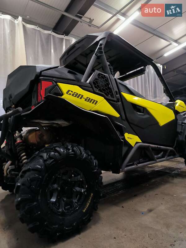 Мотовездеход BRP Maverick 2018 в Львове