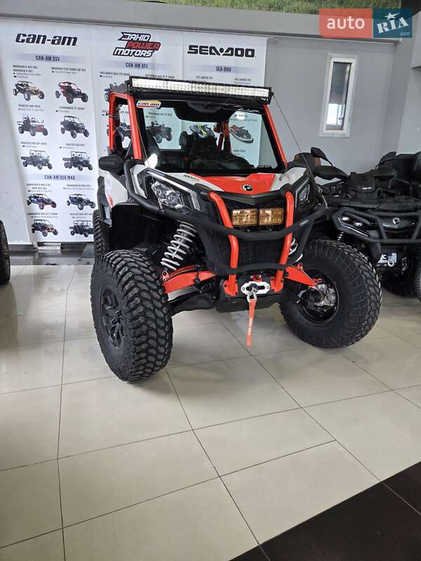 Мотовездеход BRP Maverick 2021 в Львове