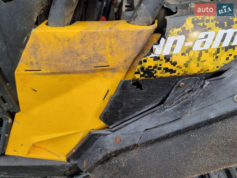 Квадроцикл  утилитарный BRP Maverick 2013 в Киеве