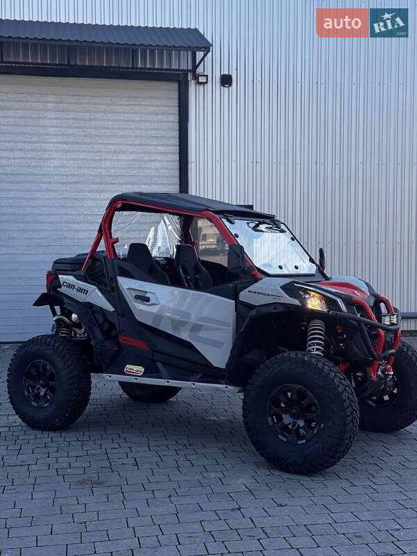 Мотовездеход BRP Maverick 2021 в Мукачево