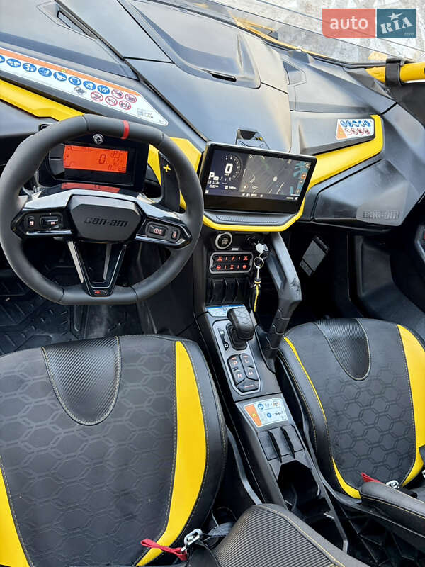 Мотовсюдиход BRP Maverick 2024 в Дніпрі