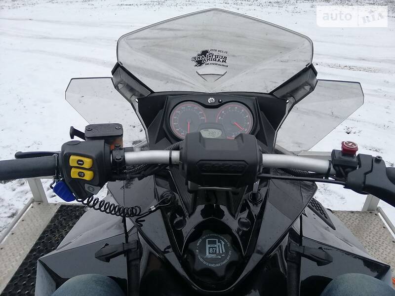 Спортивные снегоходы BRP MXZ 2017 в Харькове