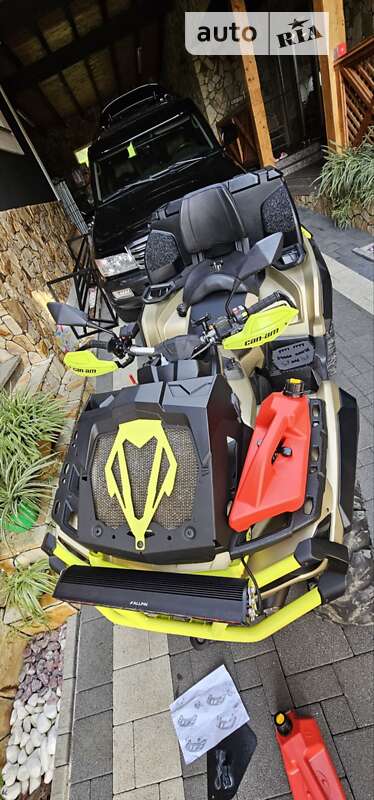 Квадроцикл спортивний BRP Outlander 2012 в Тячеві