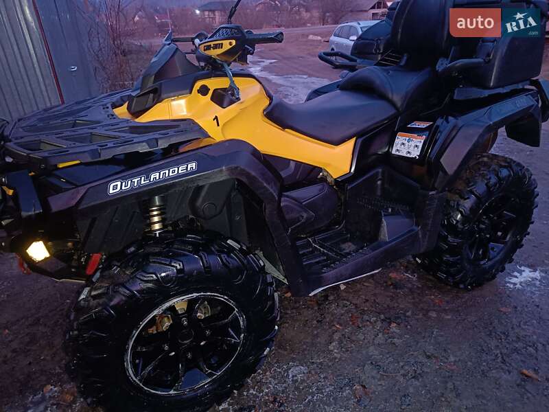 Квадроцикл  утилитарный BRP Outlander 2012 в Ужгороде