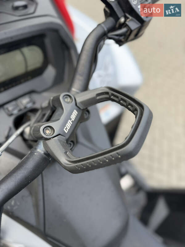 Квадроцикл утилітарний BRP Outlander 2025 в Рівному фото 8 Квадроцикл утилітарний BRP Outlander 2025 в Рівному