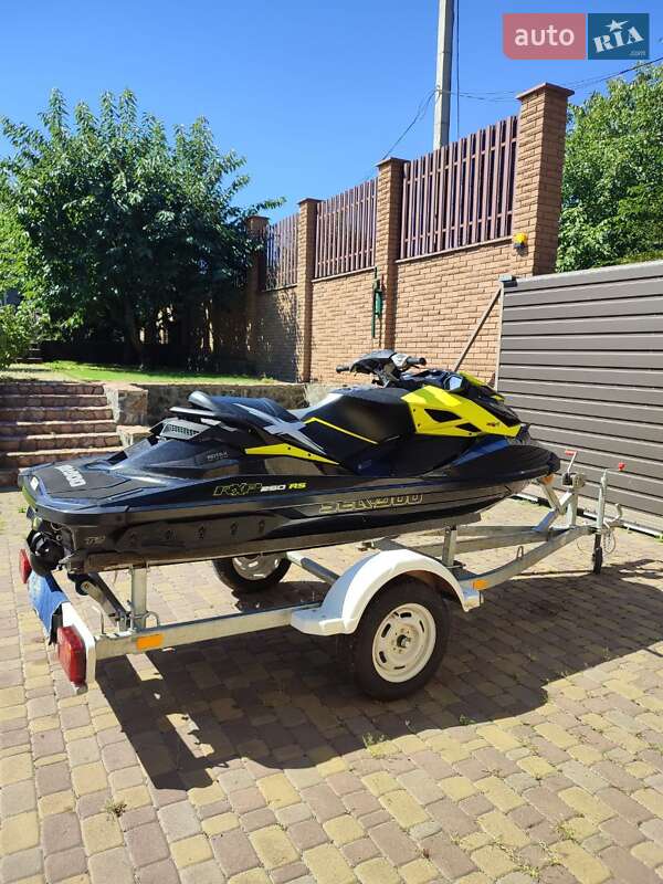 BRP RXP-X 2013