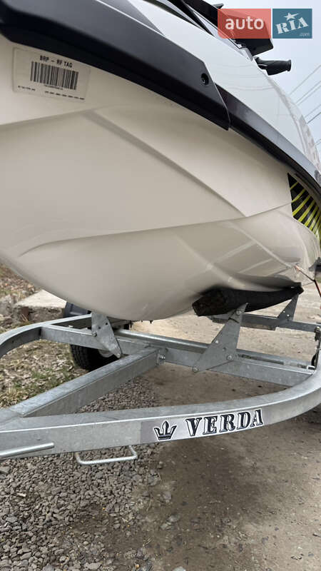 Гидроцикл спортивный BRP RXP-X 2016 в Харькове фото 12 Гидроцикл спортивный BRP RXP-X 2016 в Харькове