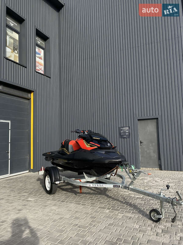Гідроцикл спортивний BRP RXP-X 2020 в Вінниці