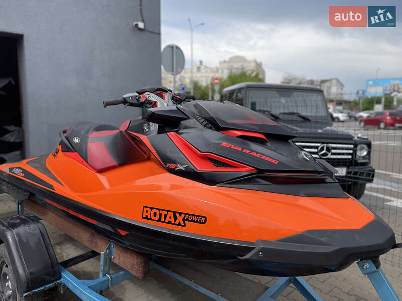 Гідроцикл спортивний BRP RXP 2017 в 