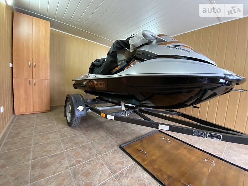Гидроцикл туристический BRP RXT-X 2008 в Днепре фото 3 Гидроцикл туристический BRP RXT-X 2008 в Днепре