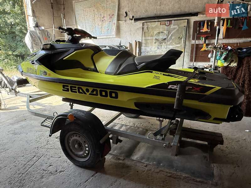 Гидроцикл спортивный BRP RXT-X 2019 в 