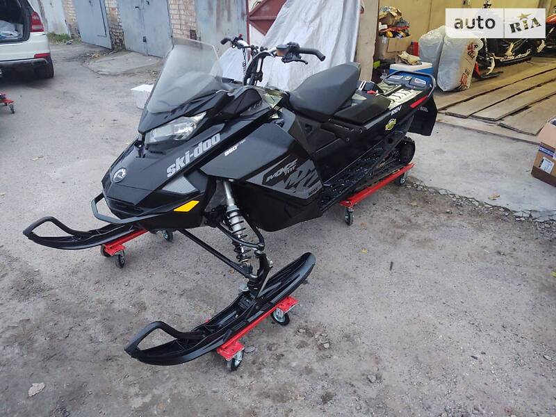 Снегоход BRP Ski-Doo 2017 в Киеве фото 6 Снегоход BRP Ski-Doo 2017 в Киеве