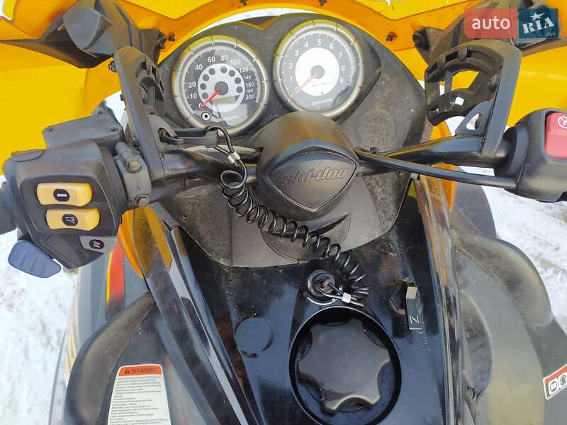 Снігоходи для полювання та рибалки BRP Ski-Doo 2003 в Коломиї фото 3 Снігоходи для полювання та рибалки BRP Ski-Doo 2003 в Коломиї