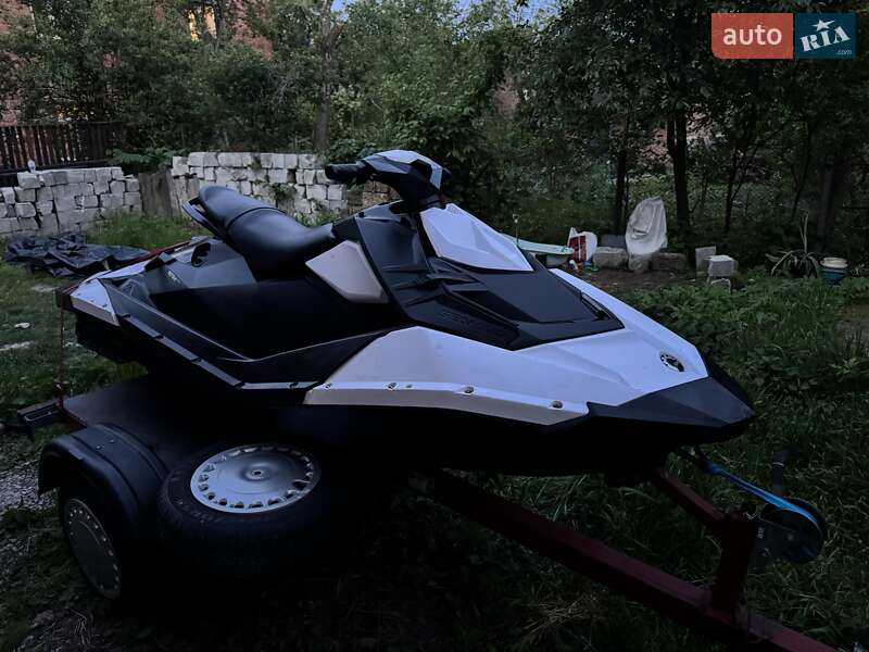 Гідроцикл спортивний BRP Spark 2017 в Житомирі