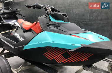 Гидроцикл спортивный BRP Spark 2018 в 