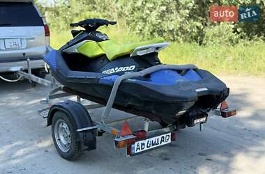 Гідроцикл спортивний BRP Spark 2021 в 