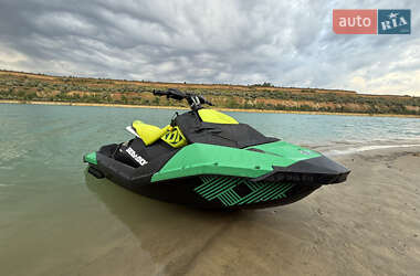 Гідроцикл спортивний BRP Spark 2018 в Кропивницькому