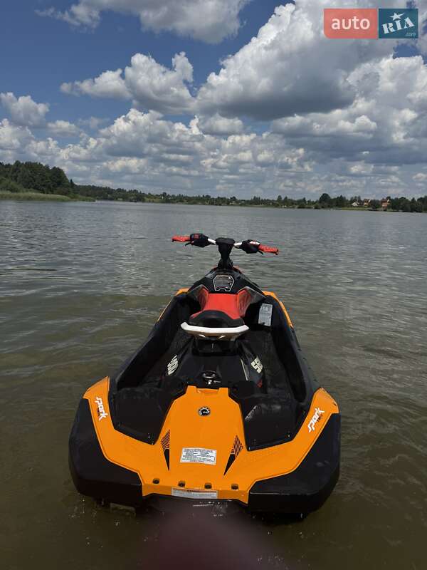 Гідроцикл спортивний BRP Spark 2018 в Житомирі фото 4 Гідроцикл спортивний BRP Spark 2018 в Житомирі