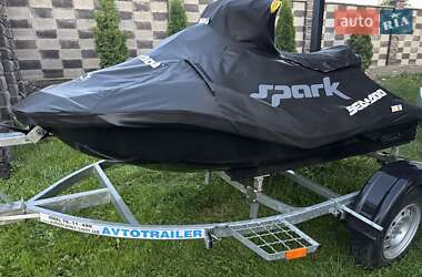 Гидроцикл спортивный BRP Spark 2017 в 