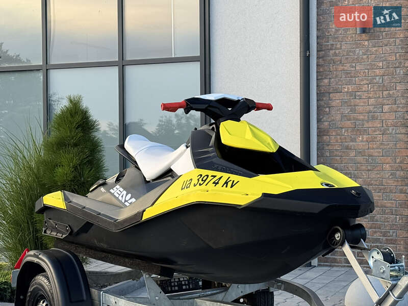 Гидроцикл спортивный BRP Spark 2016 в Тернополе