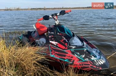 Гидроцикл туристический BRP Spark 2019 в Луцке