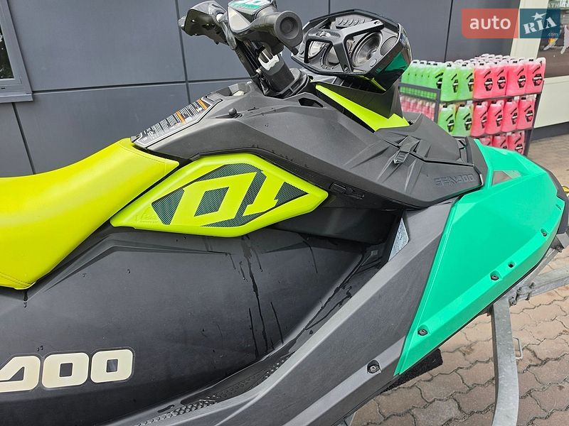 Гидроцикл спортивный BRP Spark 2020 в Киеве
