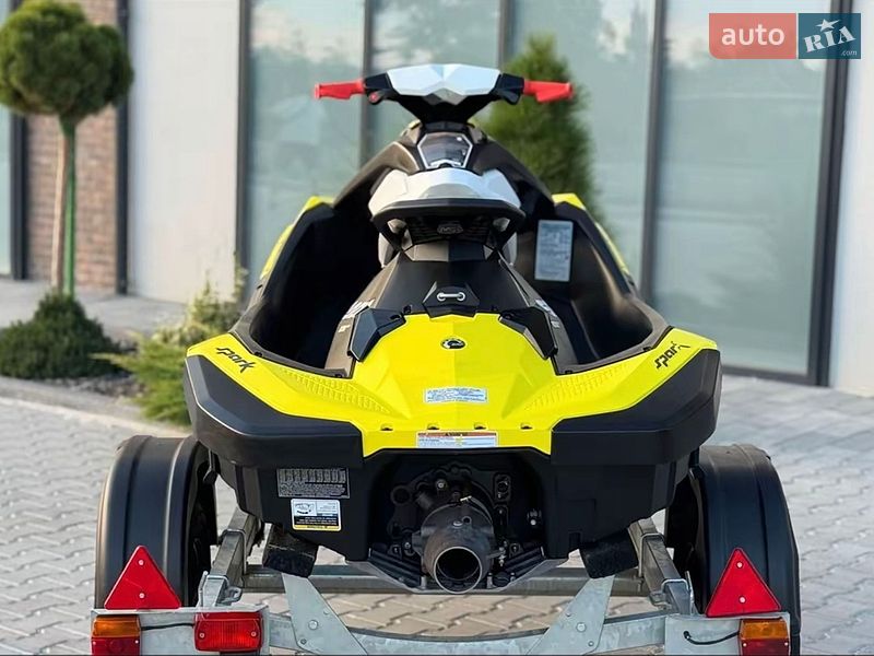 Гидроцикл спортивный BRP Spark 2016 в Хмельницком
