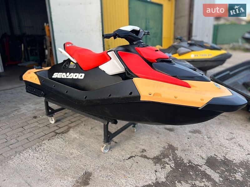 Гидроцикл спортивный BRP Spark 2024 в Летичеве