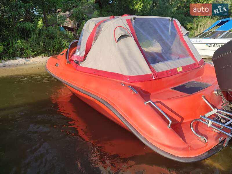 Катер BRP Speedster 2003 в Кременчуці